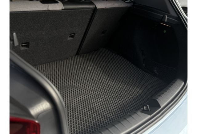 BMW 116i 2013年1600cc  第16張相片