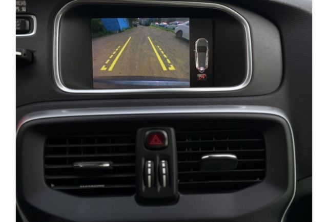 VOLVO V40 2017年1500cc  第11張相片