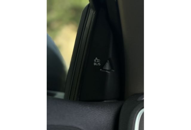 VOLVO V40 2017年1500cc  第12張相片