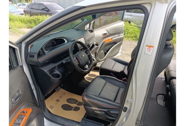 TOYOTA SIENTA 2018年1800cc  第12張相片