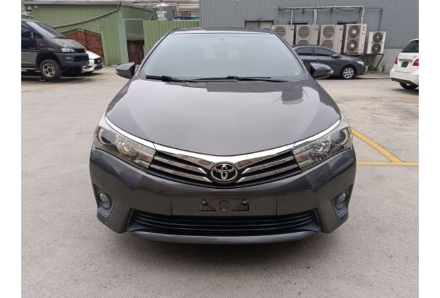 TOYOTA ALTIS 2015年1800cc  第2張相片