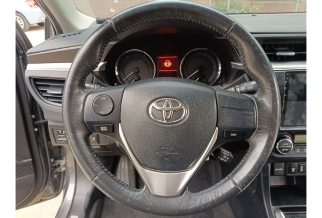 TOYOTA ALTIS 2015年1800cc  第8張相片