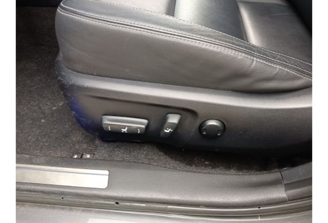 TOYOTA ALTIS 2015年1800cc  第13張相片