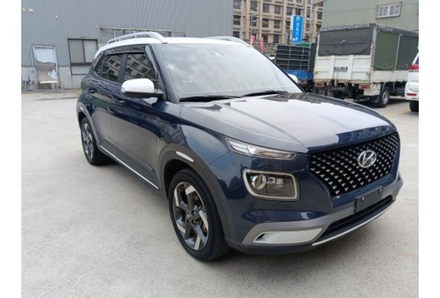 HYUNDAI VENUE 2020年1600cc  第1張相片