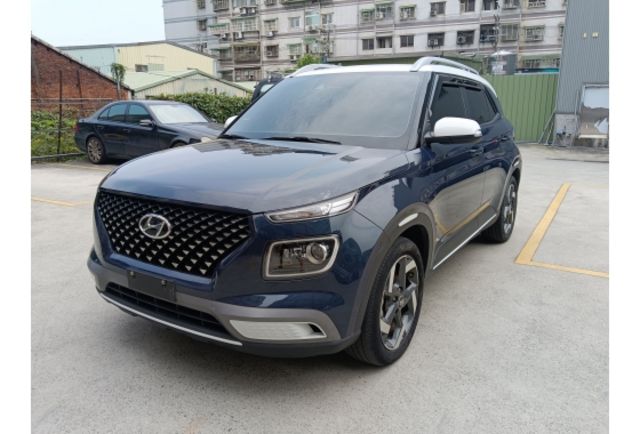 HYUNDAI VENUE 2020年1600cc  第3張相片