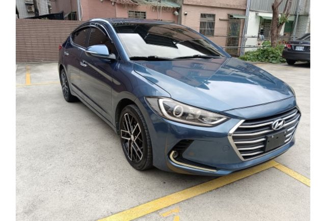 HYUNDAI ELANTRA 2018年1600cc  第1張相片