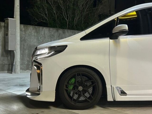 TOYOTA豐田 ALPHARD  第5張相片