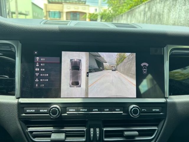 PORSCHE保時捷 MACAN S  第13張相片