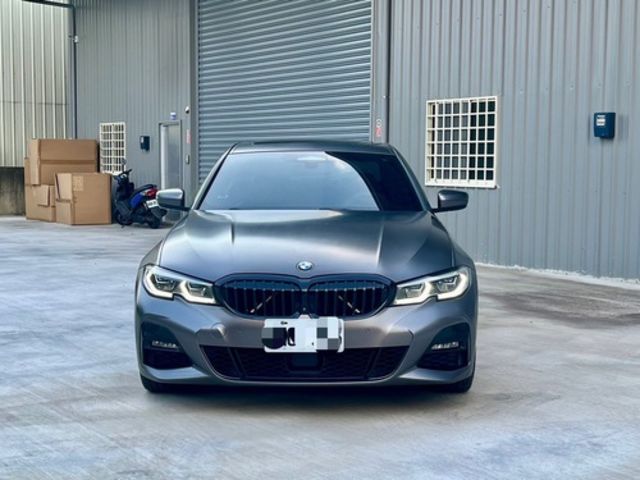 BMW寶馬 330I  第2張相片