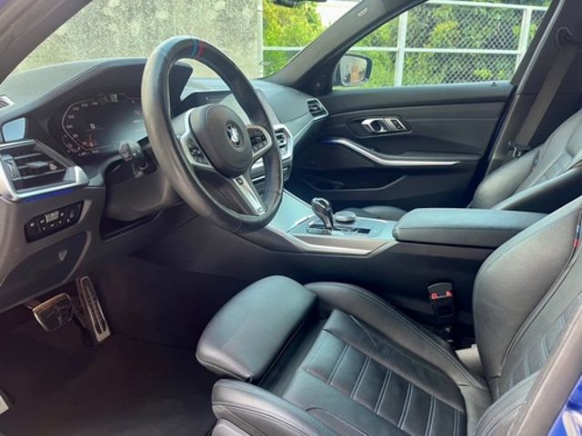 BMW寶馬 330I  第8張相片