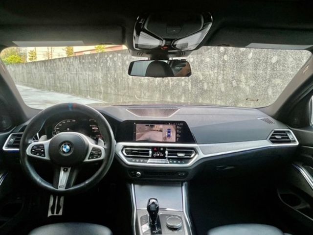 BMW寶馬 330I  第9張相片