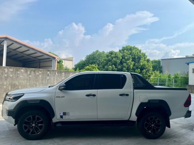TOYOTA豐田 HILUX  第4張相片