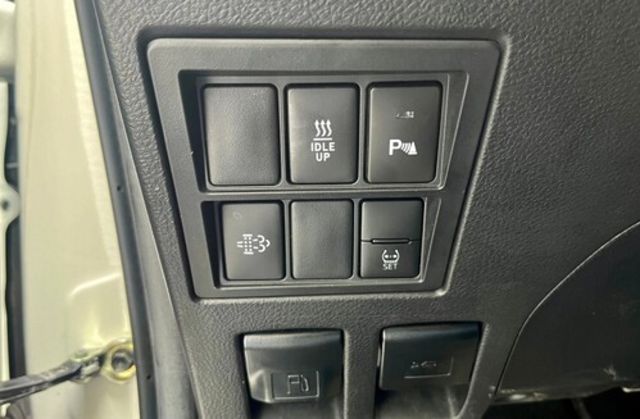 TOYOTA豐田 HILUX  第12張相片