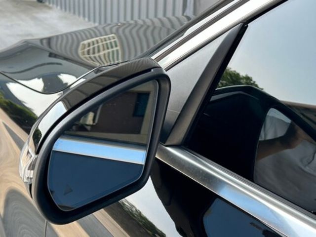M-BENZ賓士 GLC300  第14張相片