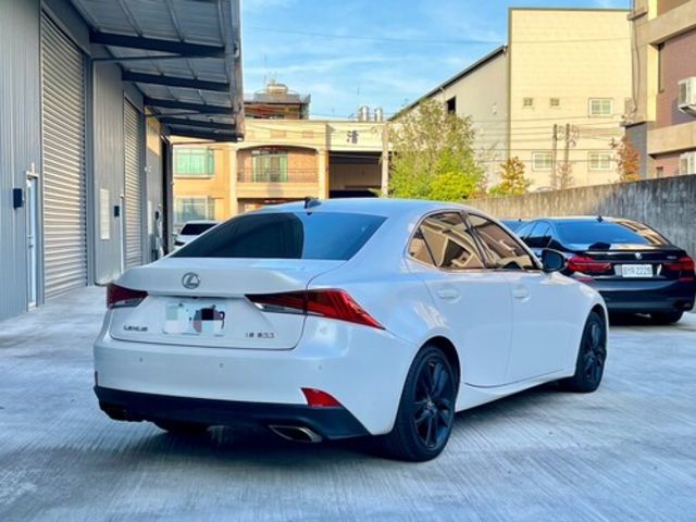 LEXUS凌志 IS 300  第17張相片