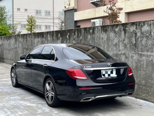M-BENZ賓士 E300  第3張相片