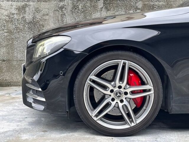 M-BENZ賓士 E300  第5張相片