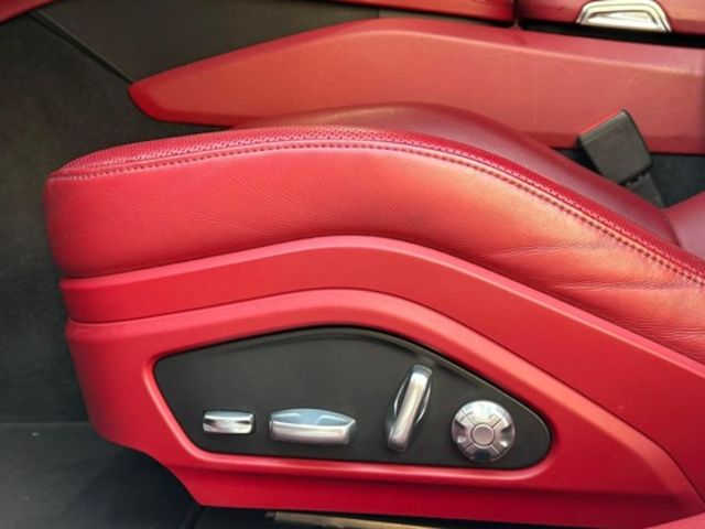 PORSCHE保時捷 PANAMERA  第8張相片