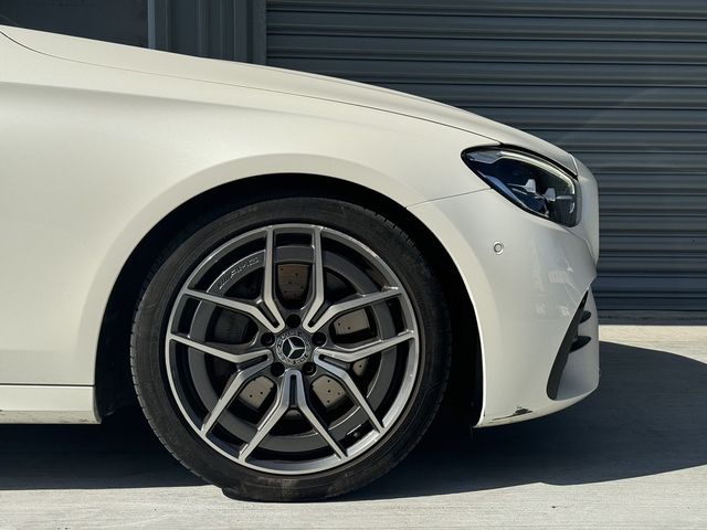 M-BENZ賓士 E200  第3張相片