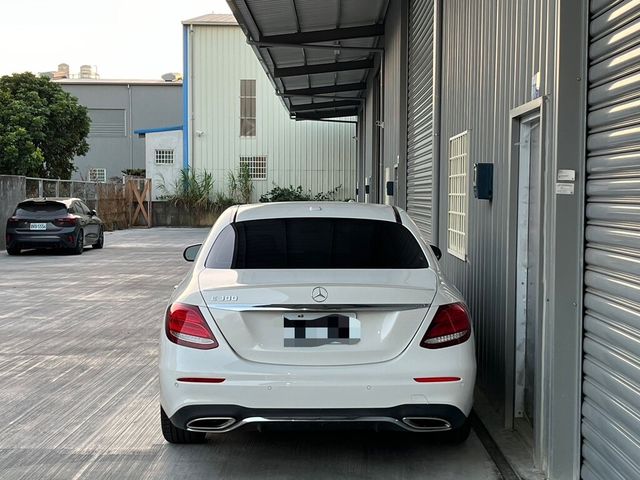 M-BENZ賓士 E300  第5張相片
