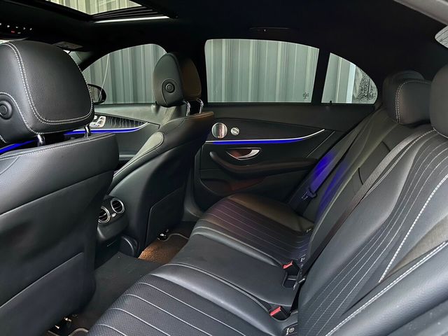 M-BENZ賓士 E300  第13張相片
