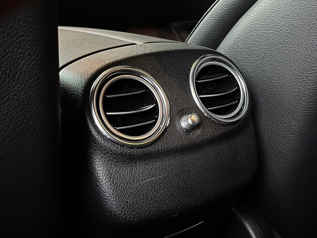 M-BENZ賓士 E300  第19張相片