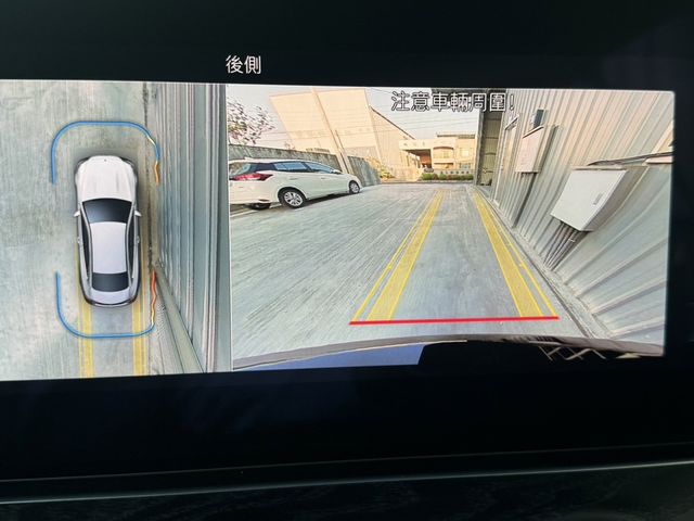 M-BENZ賓士 E200  第14張相片