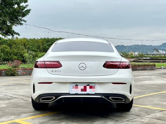 M-BENZ賓士 E300  第3張相片