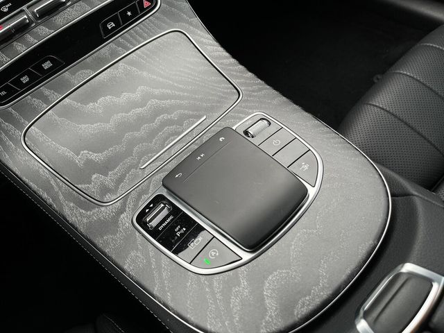 M-BENZ賓士 E300  第19張相片