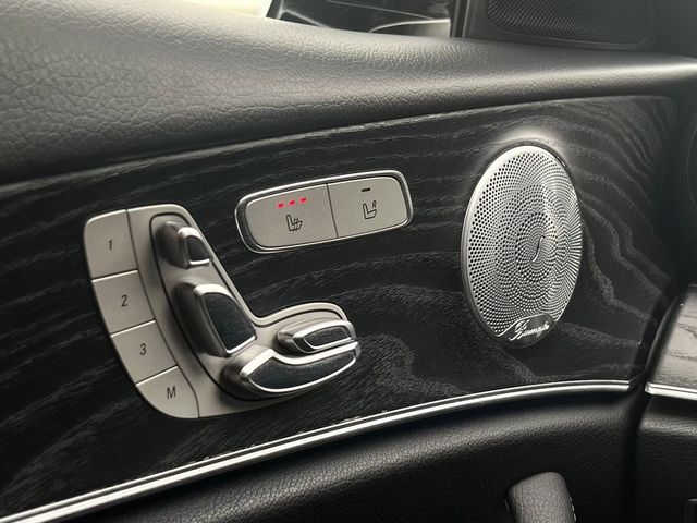 M-BENZ賓士 E300  第7張相片