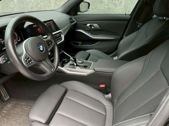 BMW寶馬 320I  第3張相片