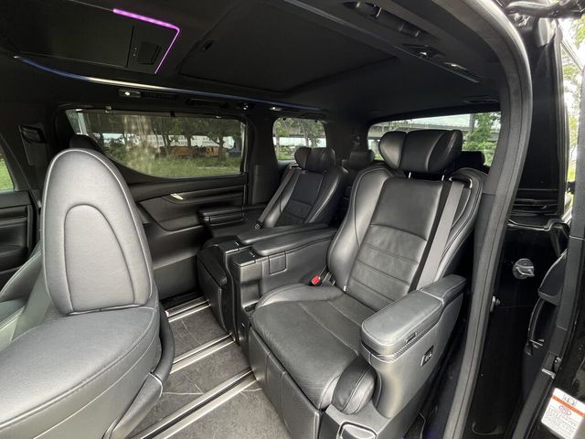 TOYOTA豐田 ALPHARD  第5張相片