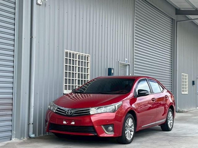 TOYOTA豐田 ALTIS  第1張相片