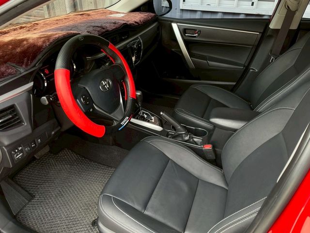 TOYOTA豐田 ALTIS  第4張相片