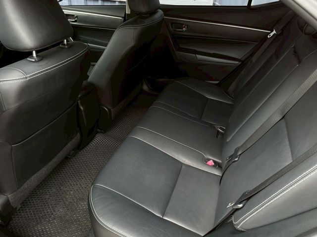 TOYOTA豐田 ALTIS  第5張相片