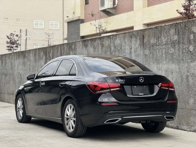 M-BENZ賓士 A220  第2張相片