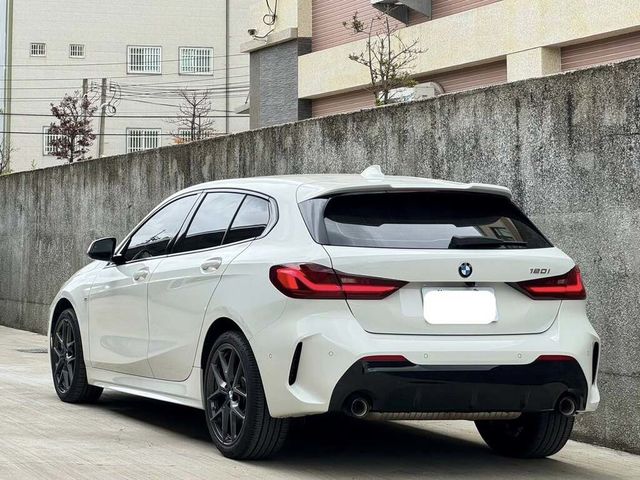 BMW寶馬 120I  第2張相片