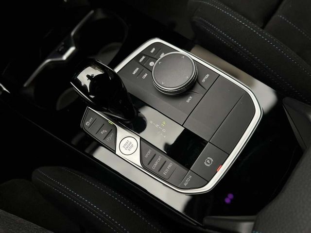 BMW寶馬 120I  第11張相片