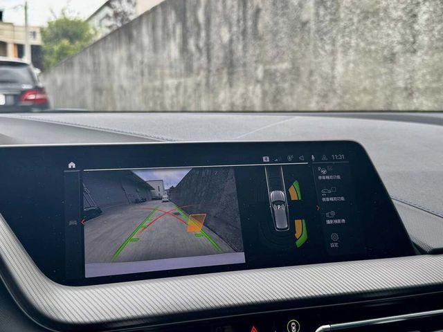 BMW寶馬 120I  第12張相片