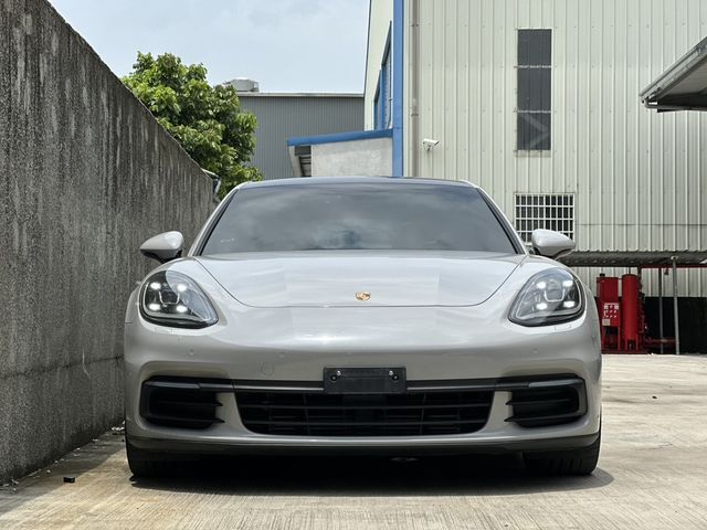 PORSCHE保時捷 PANAMERA  第3張相片