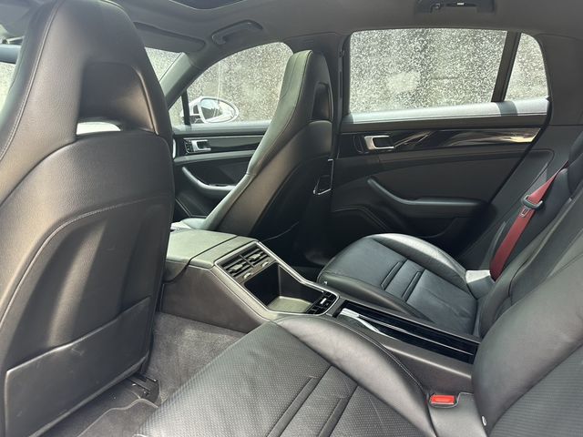 PORSCHE保時捷 PANAMERA  第8張相片