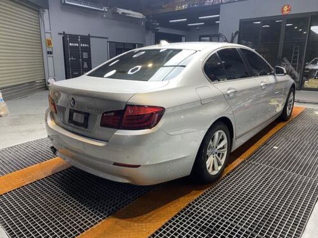 BMW寶馬 520I  第2張相片