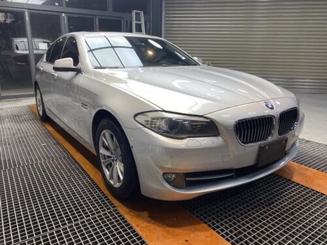 BMW寶馬 520I  第8張相片