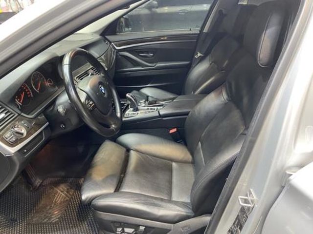 BMW寶馬 520I  第10張相片