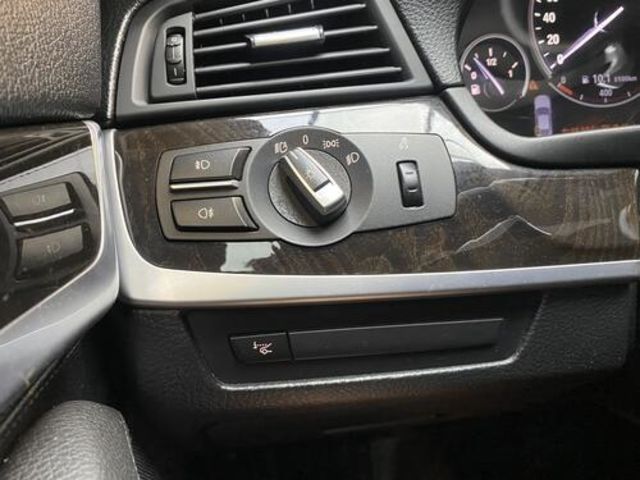 BMW寶馬 520I  第11張相片