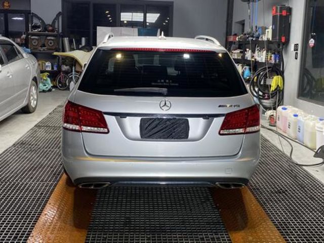M-BENZ賓士 E200  第4張相片