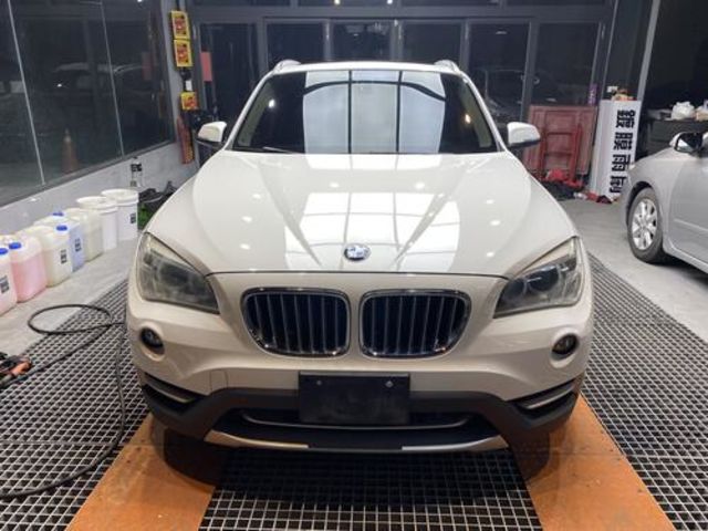 BMW寶馬 X1  第3張相片