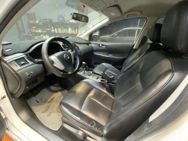 NISSAN日產 TIIDA  第9張相片
