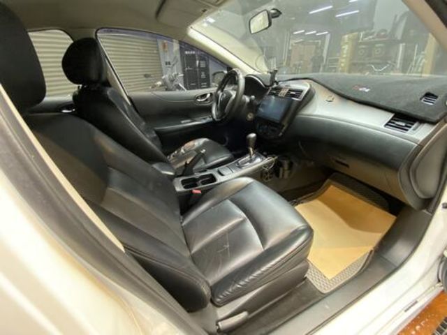 NISSAN日產 TIIDA  第11張相片