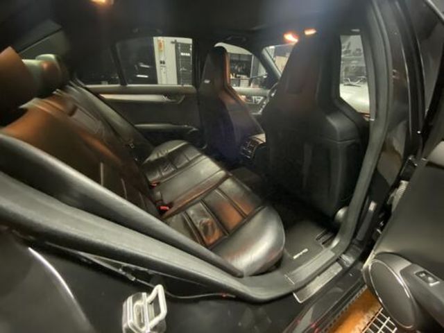 M-BENZ賓士 C63 AMG  第12張相片